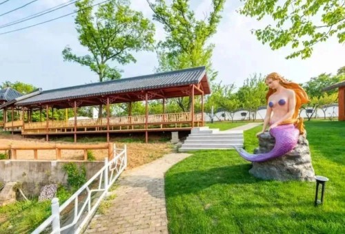 美人鱼假日酒店